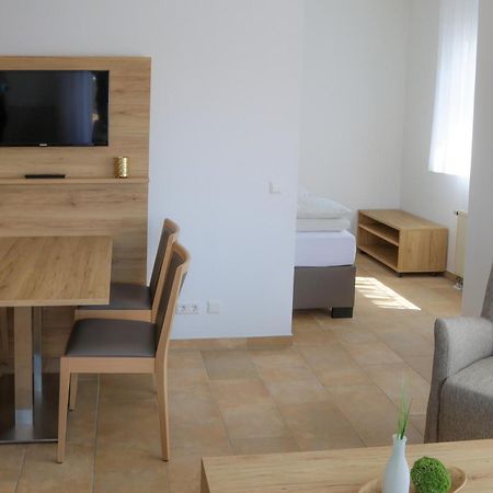 Hotel Adler Nattheim Екстериор снимка