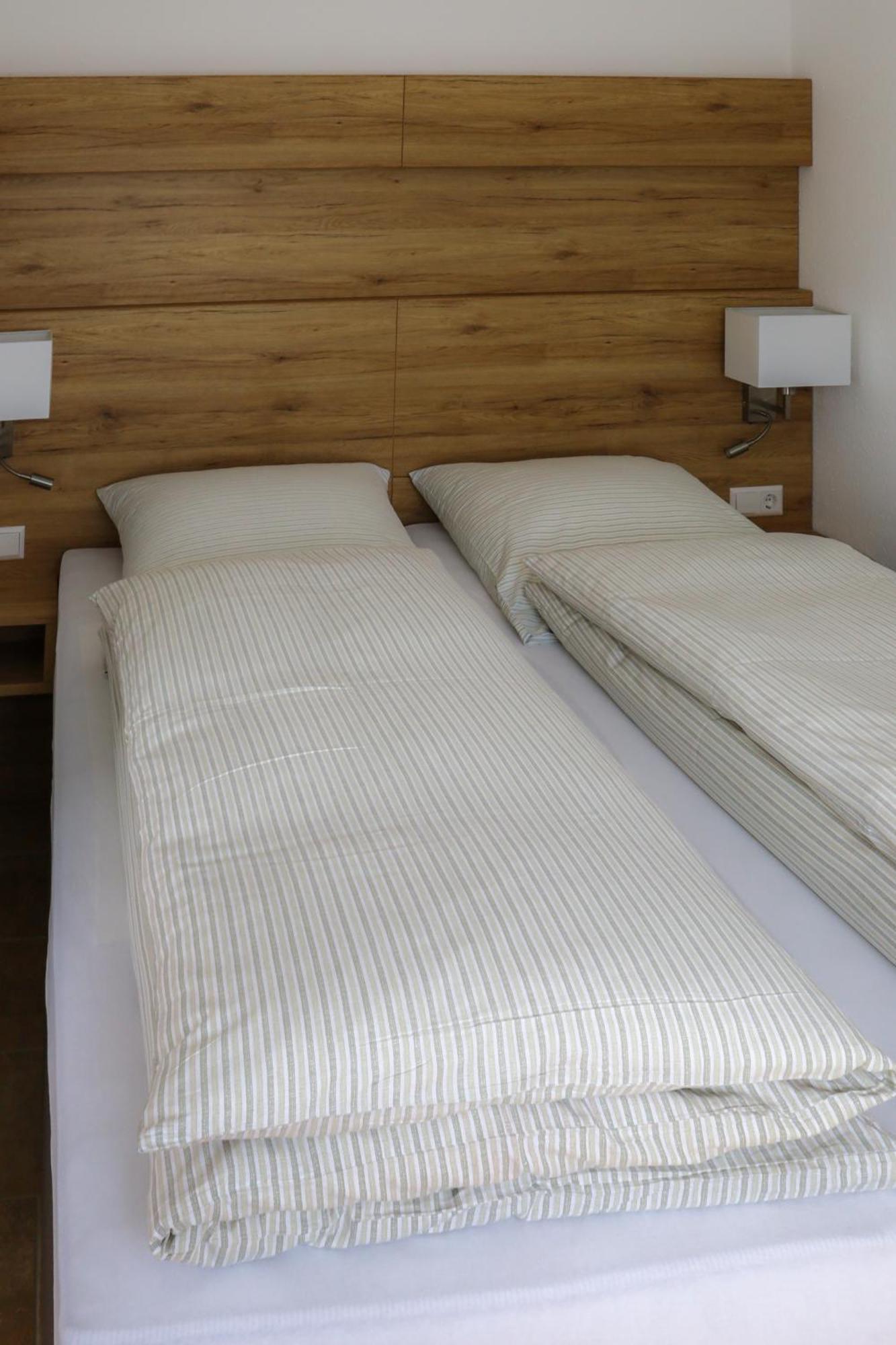 Hotel Adler Nattheim Екстериор снимка